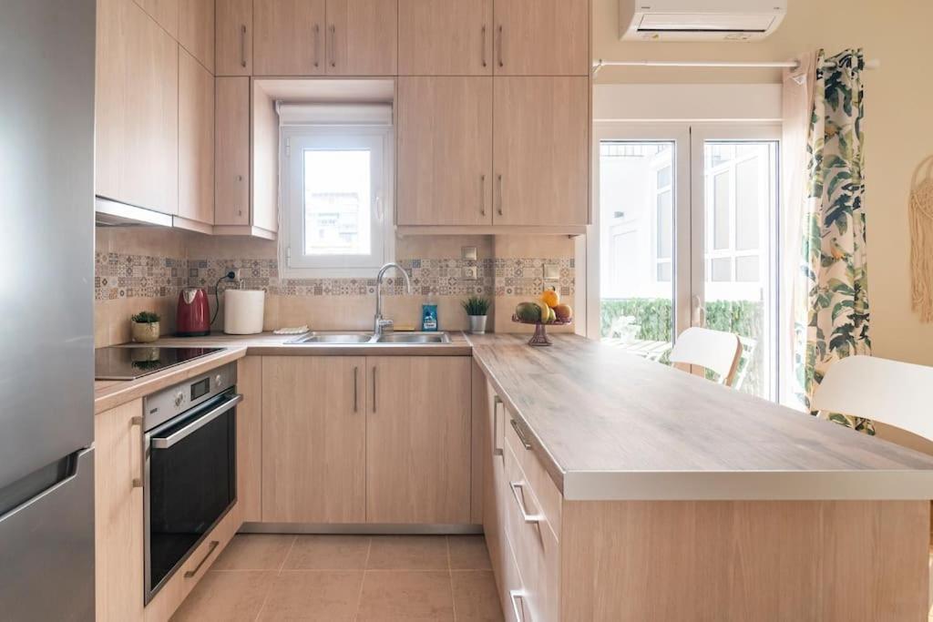 Cozy Apartment In アテネ エクステリア 写真
